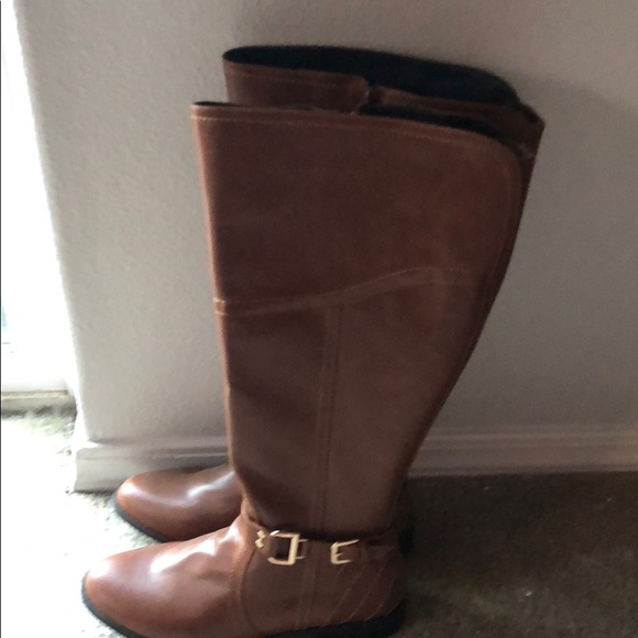 Shoes - Knee high boots